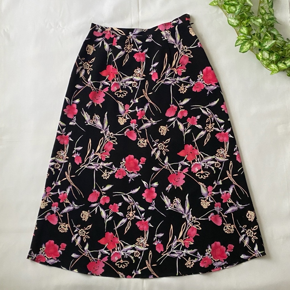 Floral Midi Skirt - Black and Pink
